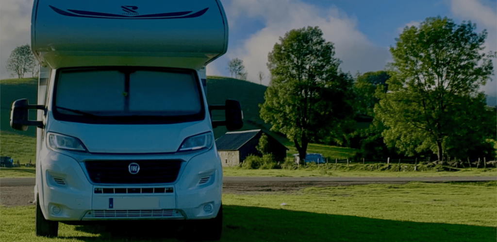 Guía definitiva para viajar en furgoneta camper o autocaravana por primera vez | Caravam